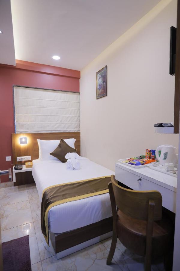 The Avenue Hotel Ballygunge Kalkutta Kültér fotó